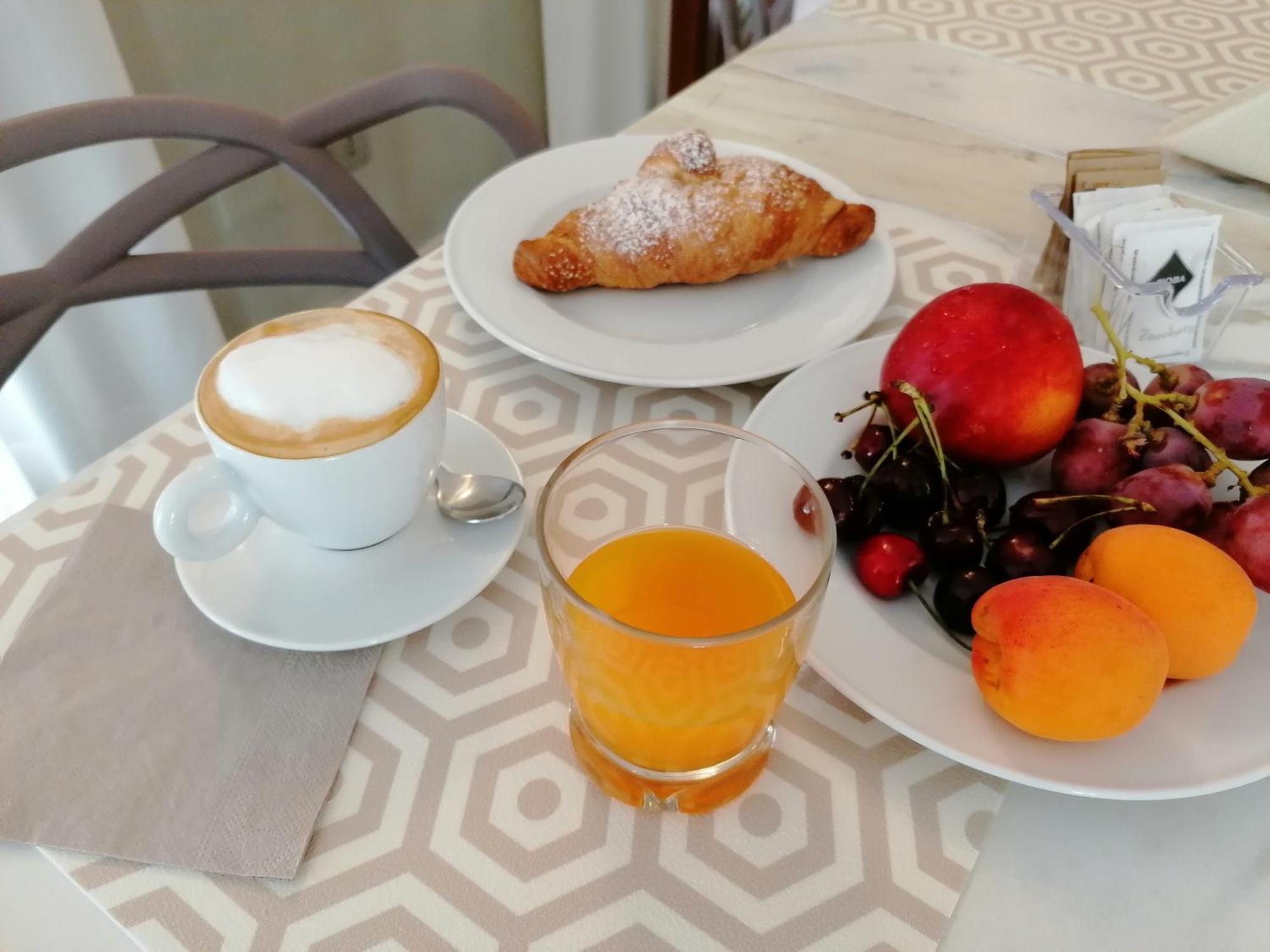 Alojamento de Acomodação e Pequeno-almoço Fenice *